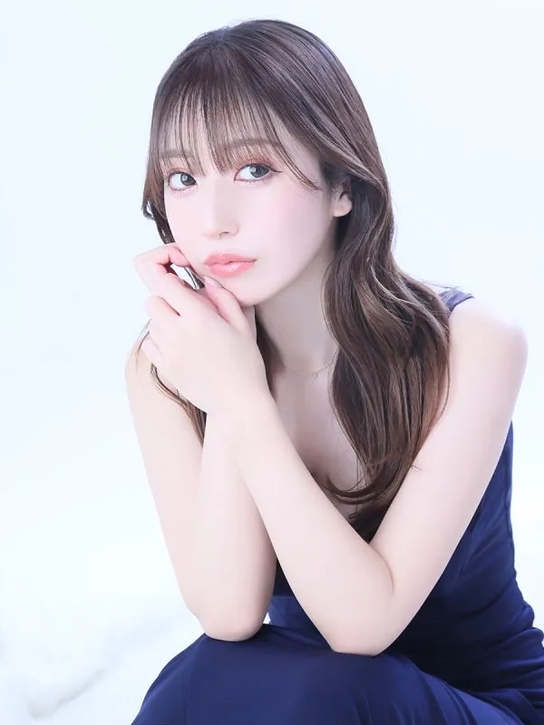 シイナ